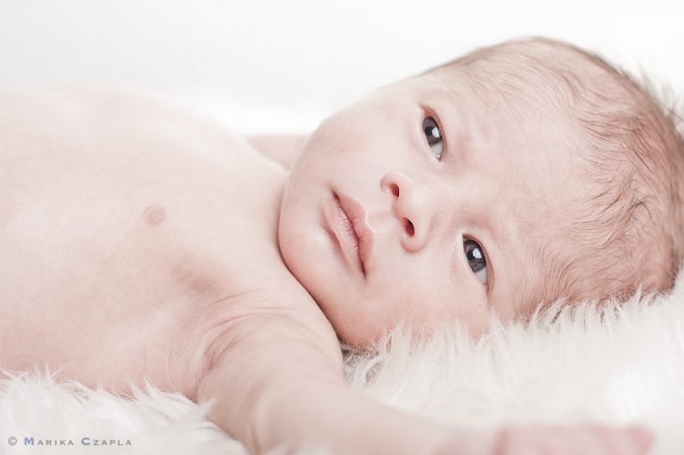 Riccardo_Schafsfell_offene_Augen