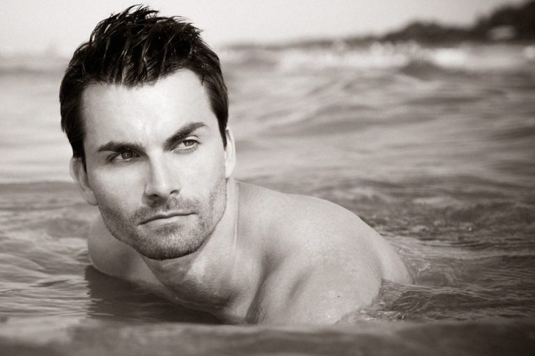 Schatz im Wasser liegend